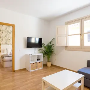 mitjana-plaza-apartamentos-ii.1costadelsol.com/